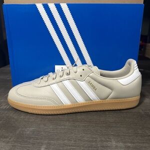 Adidas Samba OG Sneakers in Cream and White